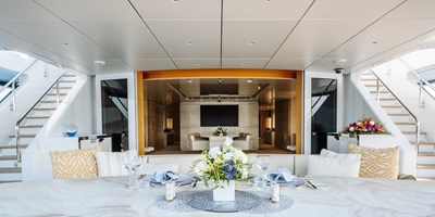 Loon 221' - Main Deck Aft