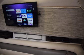 Samsung Smart TV and video player