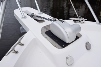 Pulpit and Maxwell windlass