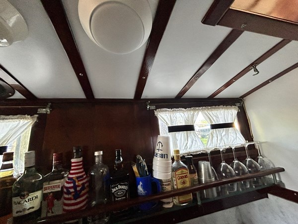 25_1930 47ft ACF Custom 47 Motor Yacht LIBERTE