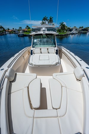 45_grady_white_bow_6