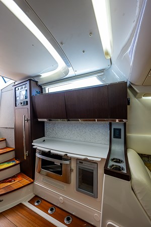 45_grady_white_cabin_6