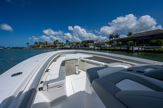 41_regulator_dog_house_ii_bow_7