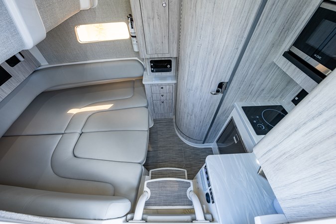 41_regulator_dog_house_ii_cabin_1