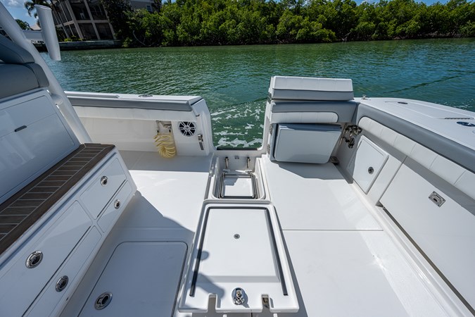 41_regulator_dog_house_ii_cockpit_8