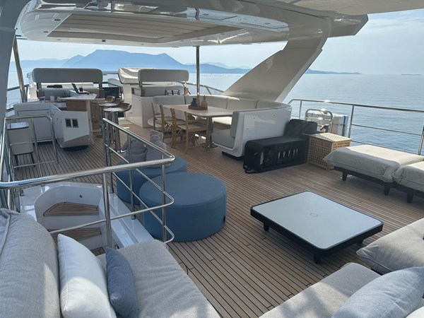 AZIMUT GRANDE 27 METRI 2024 (23)