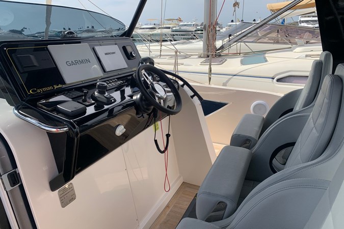 Photo.smartyachting.Cayman400WA (18)