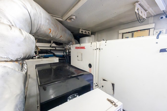 _85A2595-Enhanced-NR