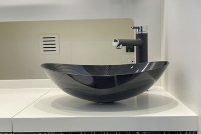 CANADOS GLADIATOR 493 OUTBOARD_21