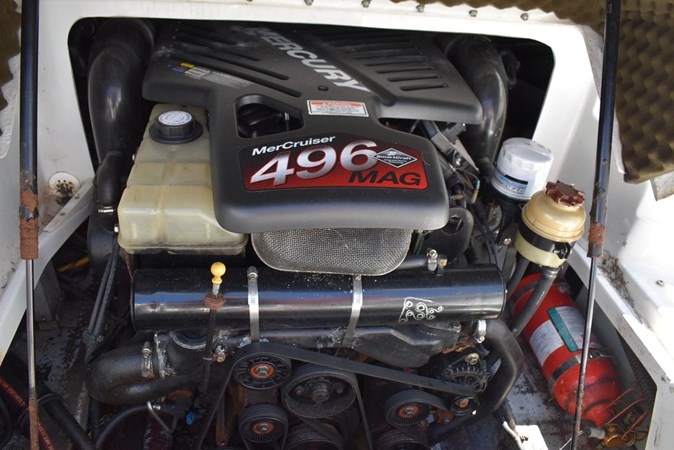 2005-crownline-275-ccr-power-9530944-20240903171053571-1_XLARGE