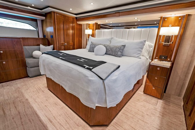 2018 Viking 80 Skybridge 'Team Mayhem'