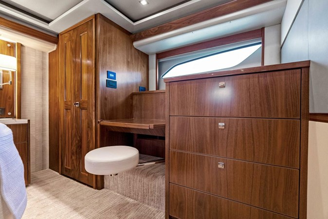 2018 Viking 80 Skybridge 'Team Mayhem'