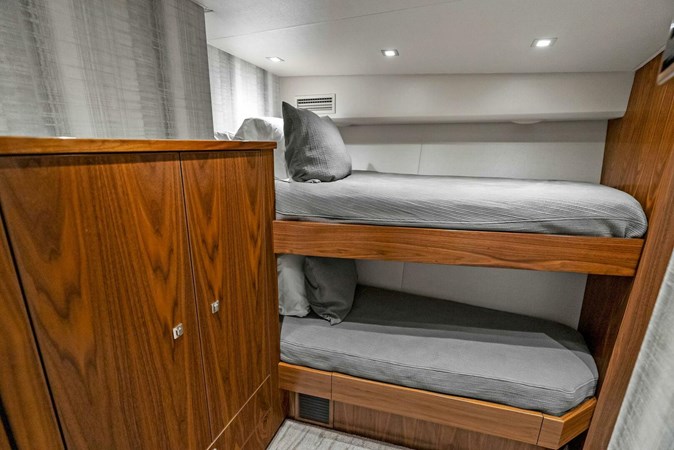 2018 Viking 80 Skybridge 'Team Mayhem'