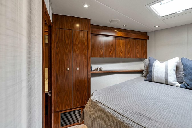 2018 Viking 80 Skybridge 'Team Mayhem'