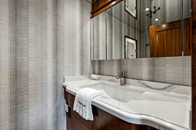 2018 Viking 80 Skybridge 'Team Mayhem'