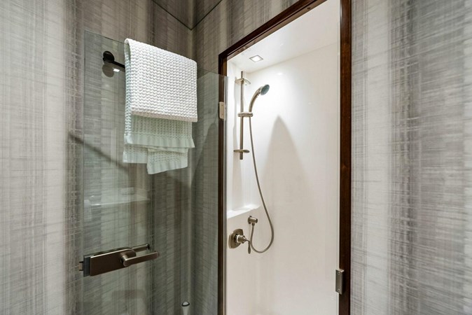 2018 Viking 80 Skybridge 'Team Mayhem'