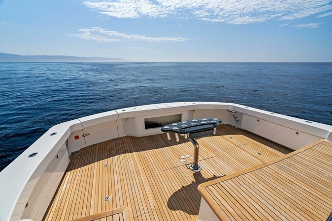 2018 Viking 80 Skybridge 'Team Mayhem'