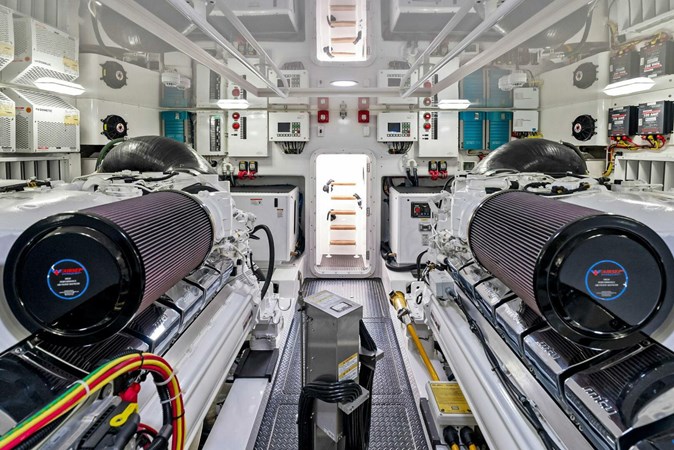 2018 Viking 80 Skybridge 'Team Mayhem'