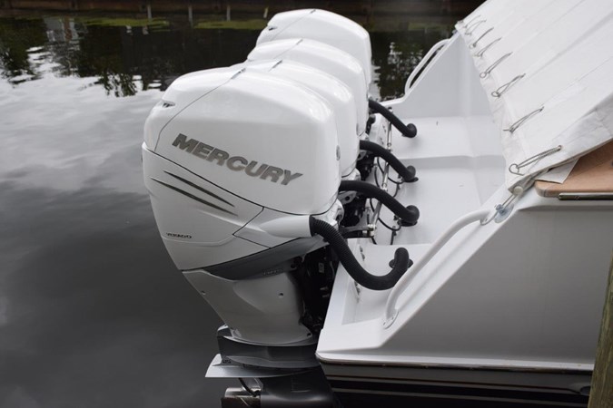 Verados mounted on integral transom