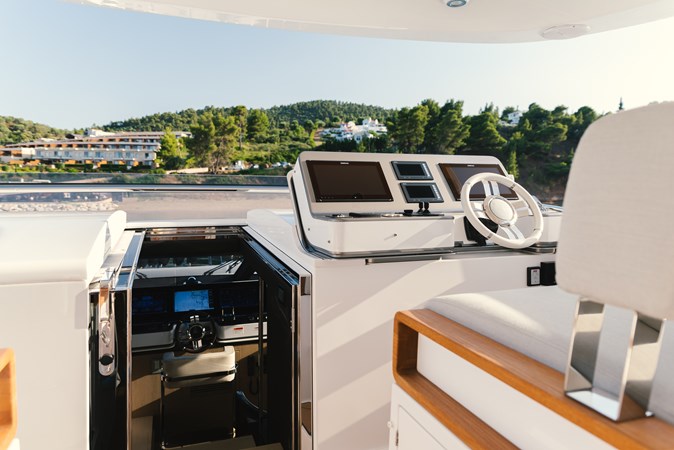 Tamusia flybrigde details