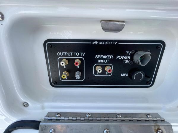 2016-monterey-335-sport-yacht-power-9542251-20240910120132324-1_LARGE