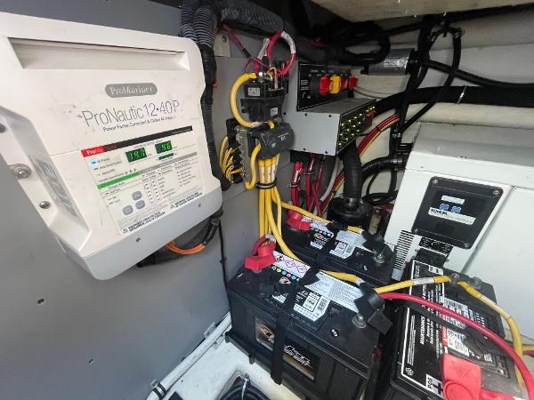 2016-monterey-335-sport-yacht-power-9542251-20240910120220407-1_LARGE