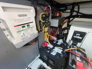 2016-monterey-335-sport-yacht-power-9542251-20240910120220407-1_LARGE