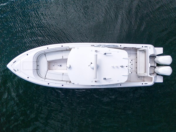 32' Intrepid _ Drone-24