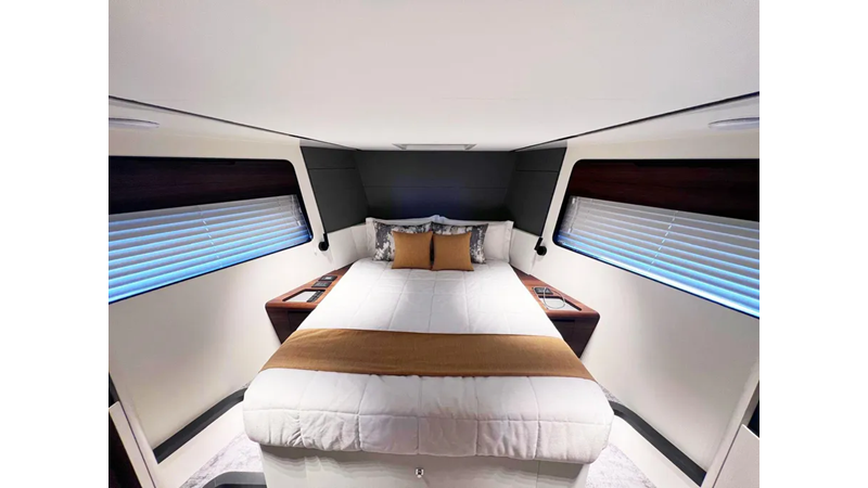 2024-astondoa-as5-power-9496423-20240806163425402-1_XLARGE