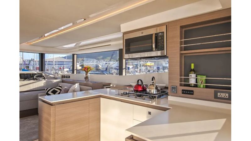 7428310_20200409013517361_1_XLARGE