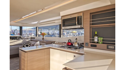 7428310_20200409013517361_1_XLARGE