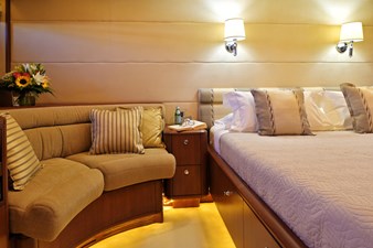 CLARITY VIP cabin sofa