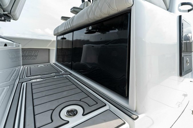 2022 Barker Boatworks 40 HPC