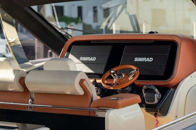 06ad2e6c-d610-4440-ad7d-bfc8a40861c8