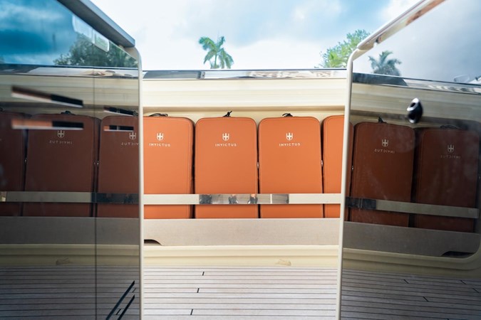 0464bf9f-7086-458d-bb21-13e539e786ab