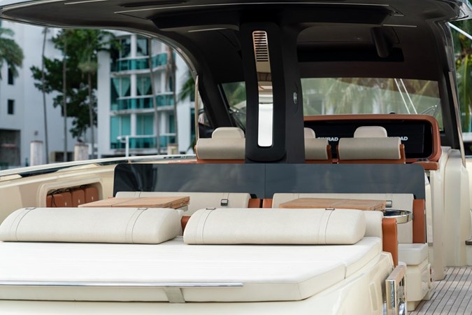 3898b0b2-d636-4676-8fe8-0f7a53705352