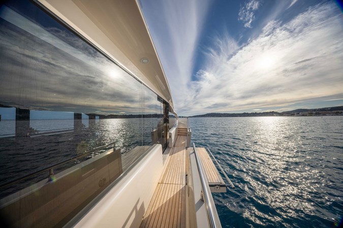 CECILOU 27m Cayman Yacht For Sale Balcony