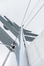 7. Carbon fiber in mast furlin