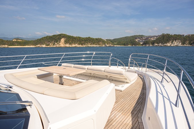 Yacht SUNSEEKER M5 2013 -16