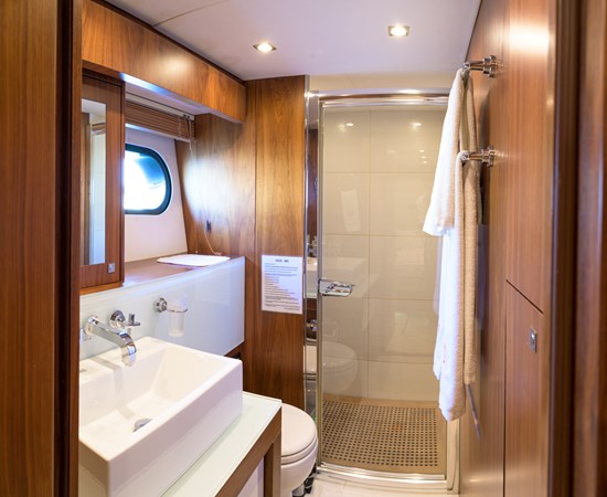 Yacht SUNSEEKER M5 2013 -33