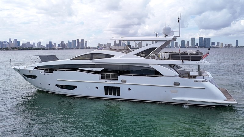 95' Azimut _ Drone-12