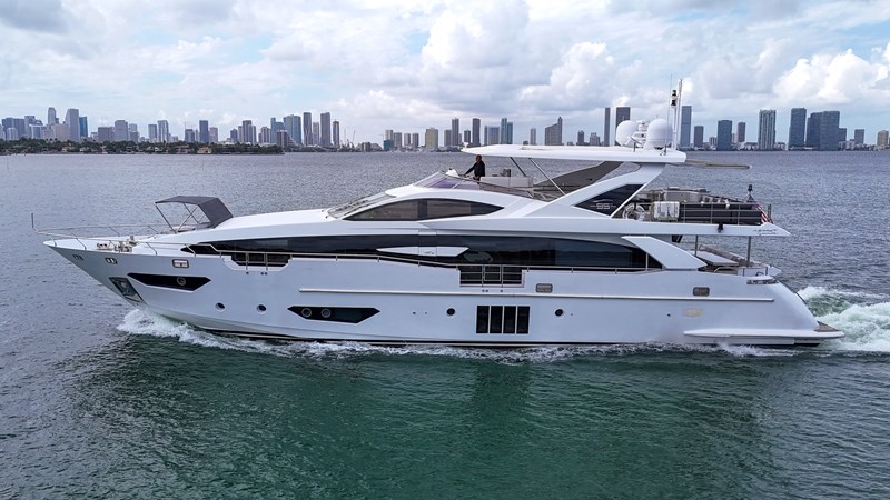 95' Azimut _ Drone-26