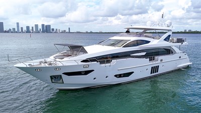 95' Azimut _ Drone-9