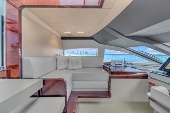 95' Azimut-66