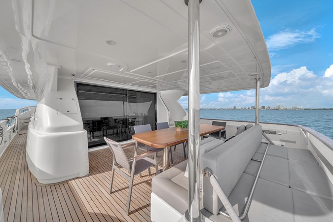 92' Ferretti Custom Yacht _D'Vinci_-1