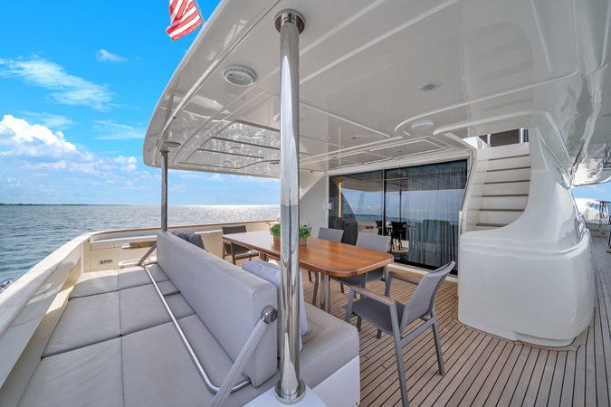 92' Ferretti Custom Yacht _D'Vinci_-4