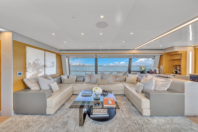 92' Ferretti Custom Yacht _D'Vinci_-13