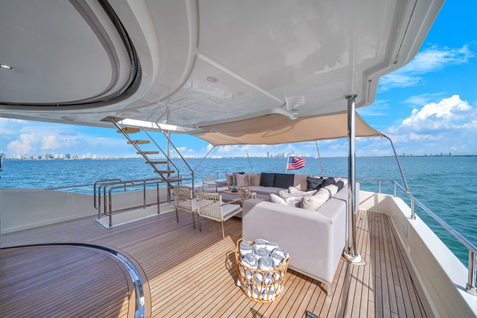 92' Ferretti Custom Yacht _D'Vinci_-41