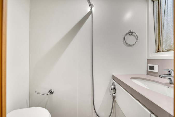 92' Ferretti Custom Yacht _D'Vinci_-66