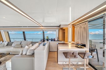 92' Ferretti Custom Yacht _D'Vinci_-15